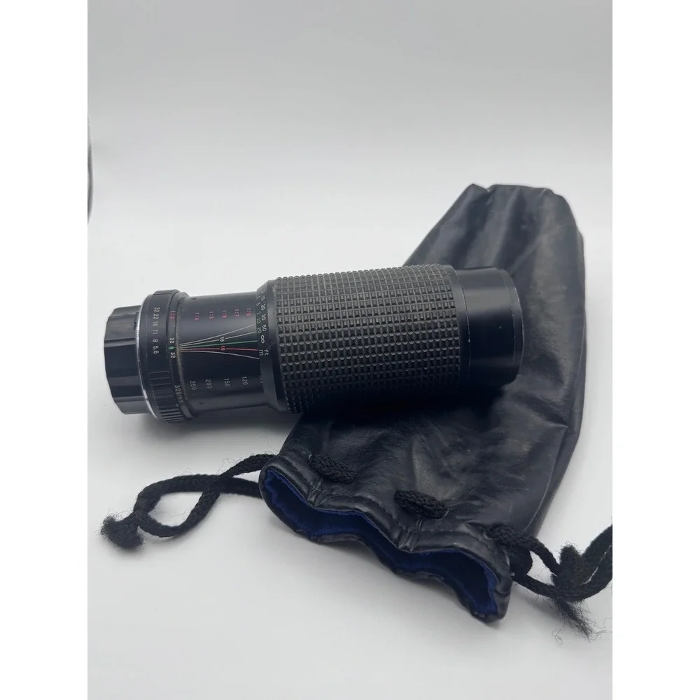 Aetna Rokunar MC Auto Zoom Lens 120-300mm f/5.6 Vintage Telephoto with Pouch
